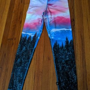 Terez forest sunset leggings size medium